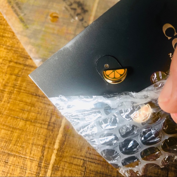 🔥 Coach orange slice earrings - Picture 3 of 3